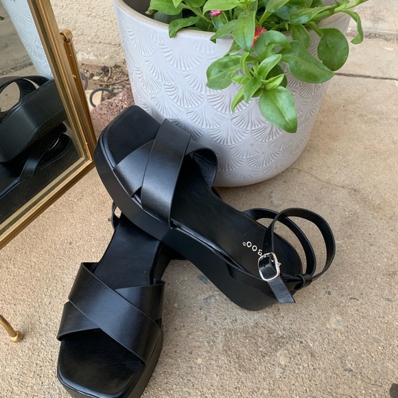 Wedges - Picture 3 of 3